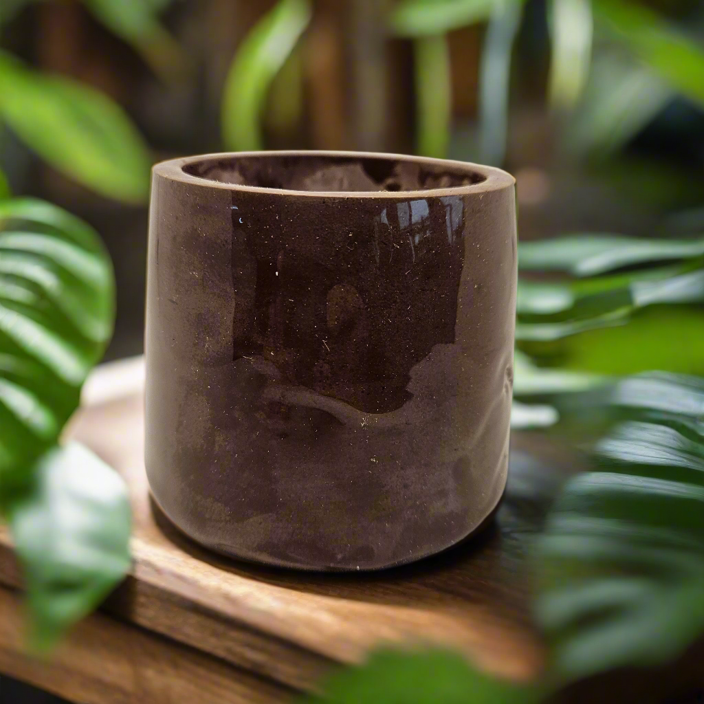 Resin Crete med. container
