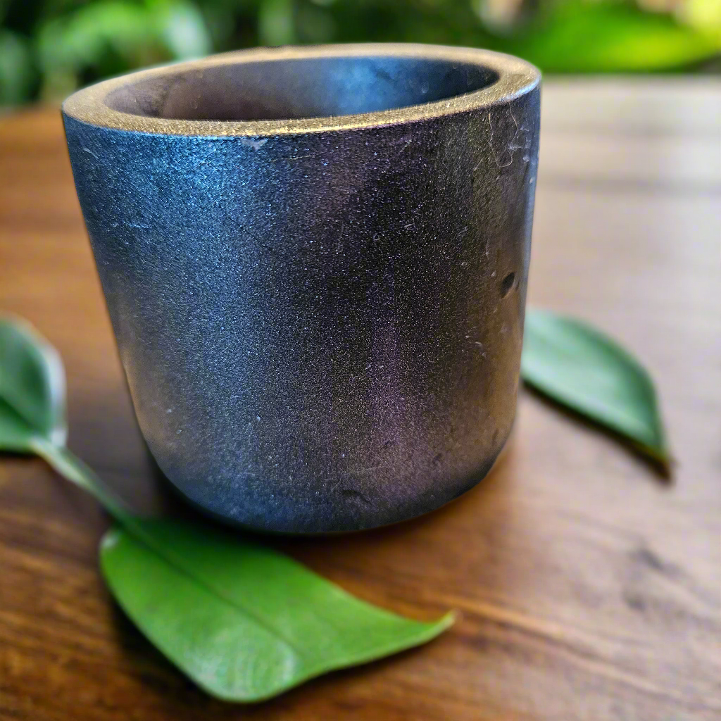 Resin Crete small container