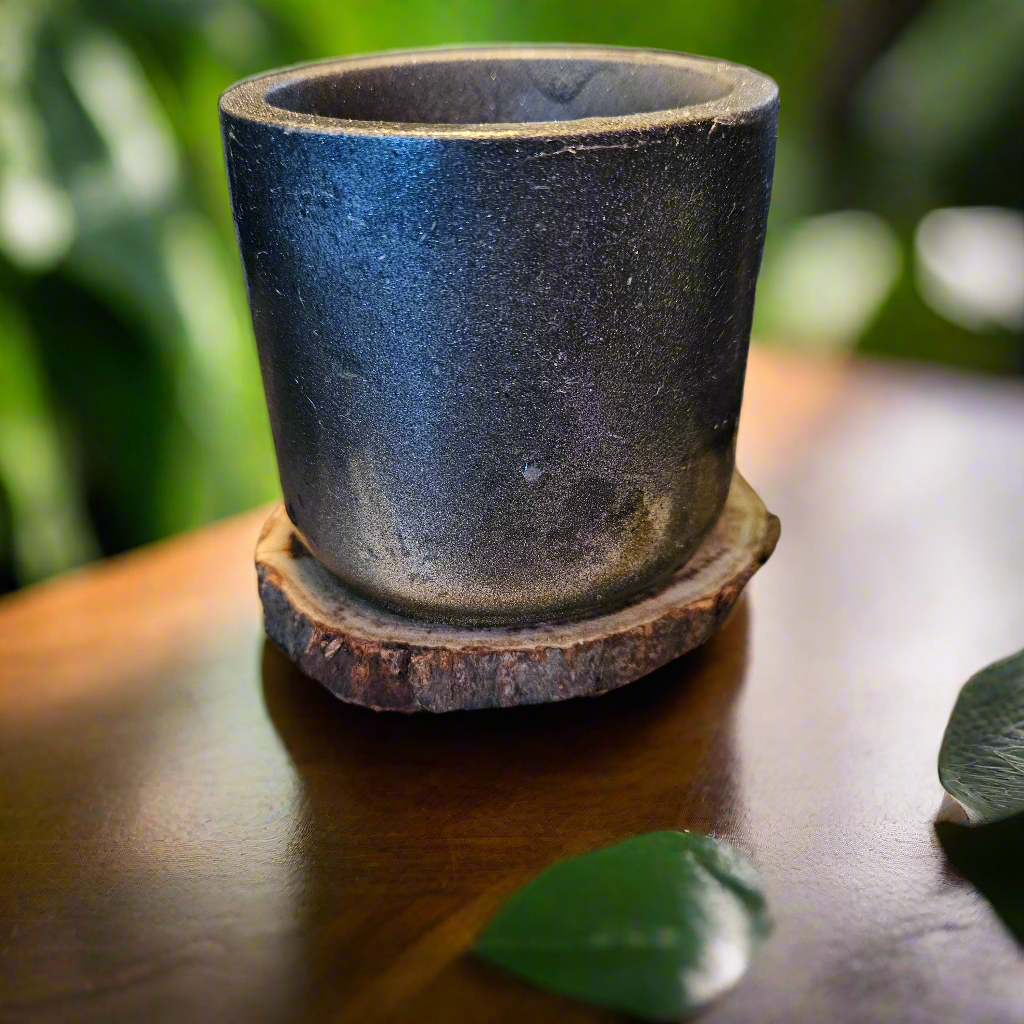 Resin Crete small container