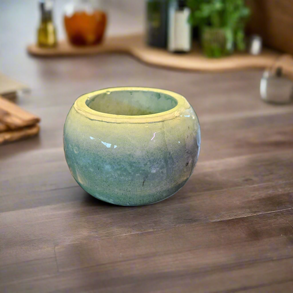 Resin Crete med. container